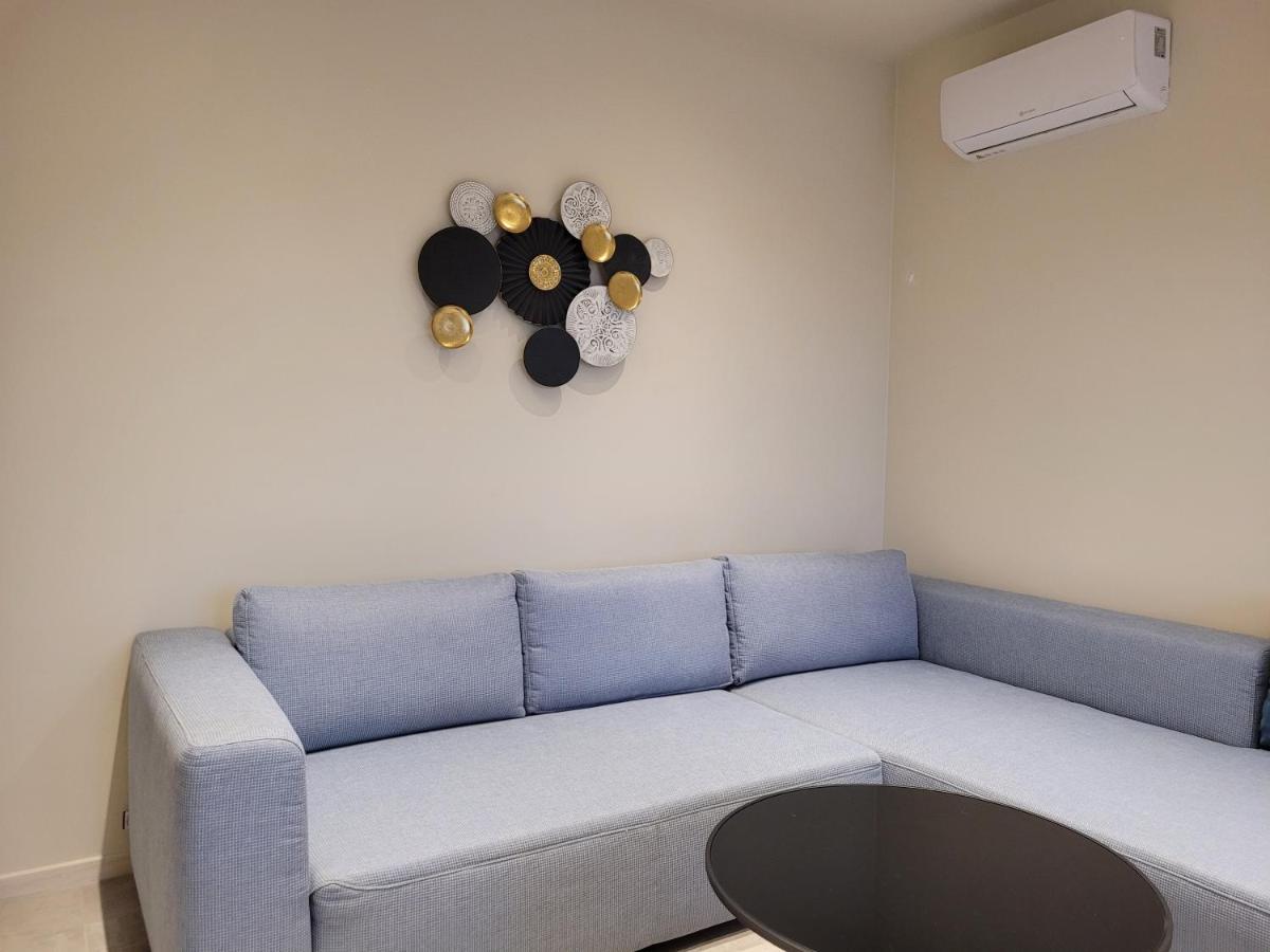 Lara II Apartman Debrecen Exterior foto